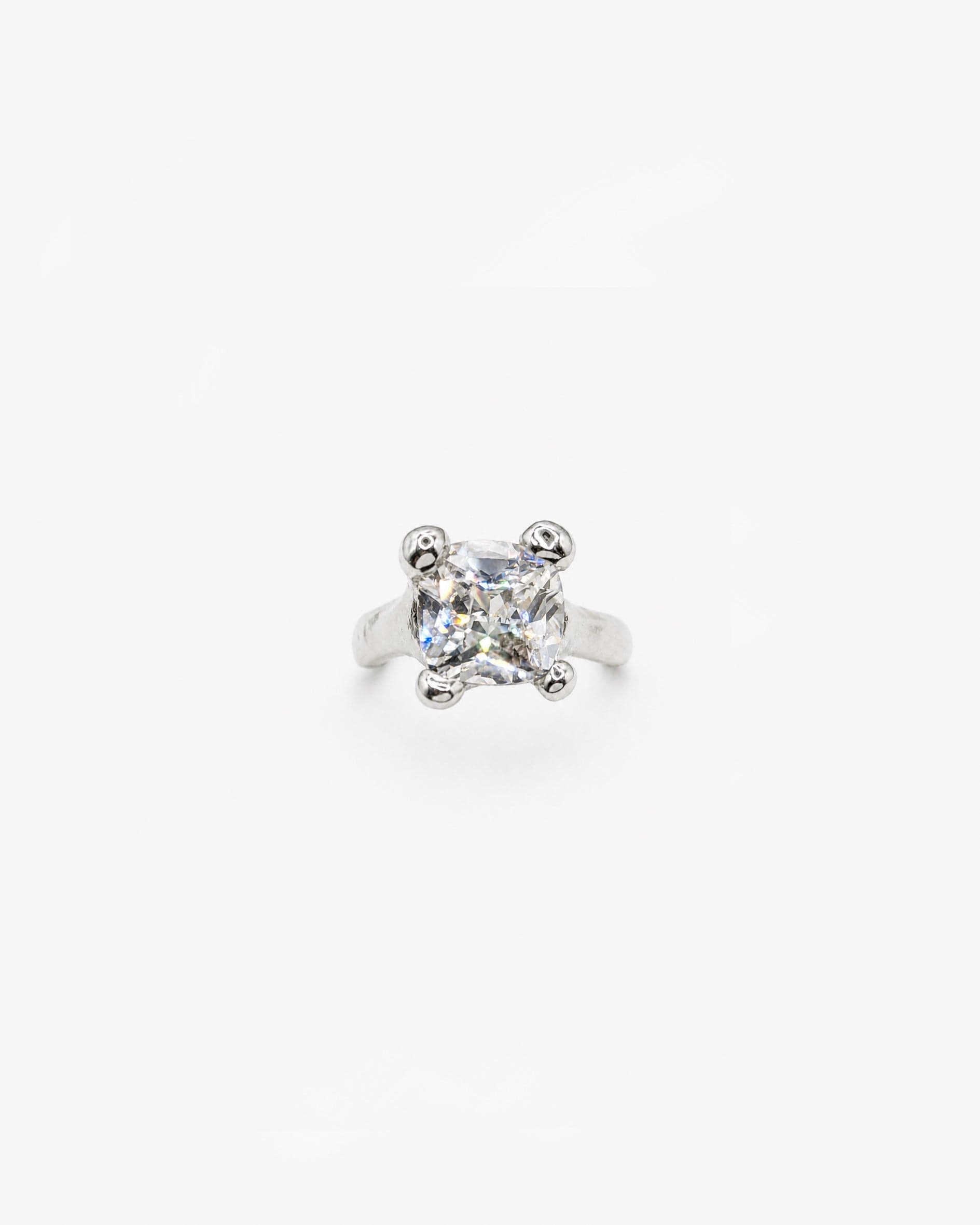 Lychee toe ring