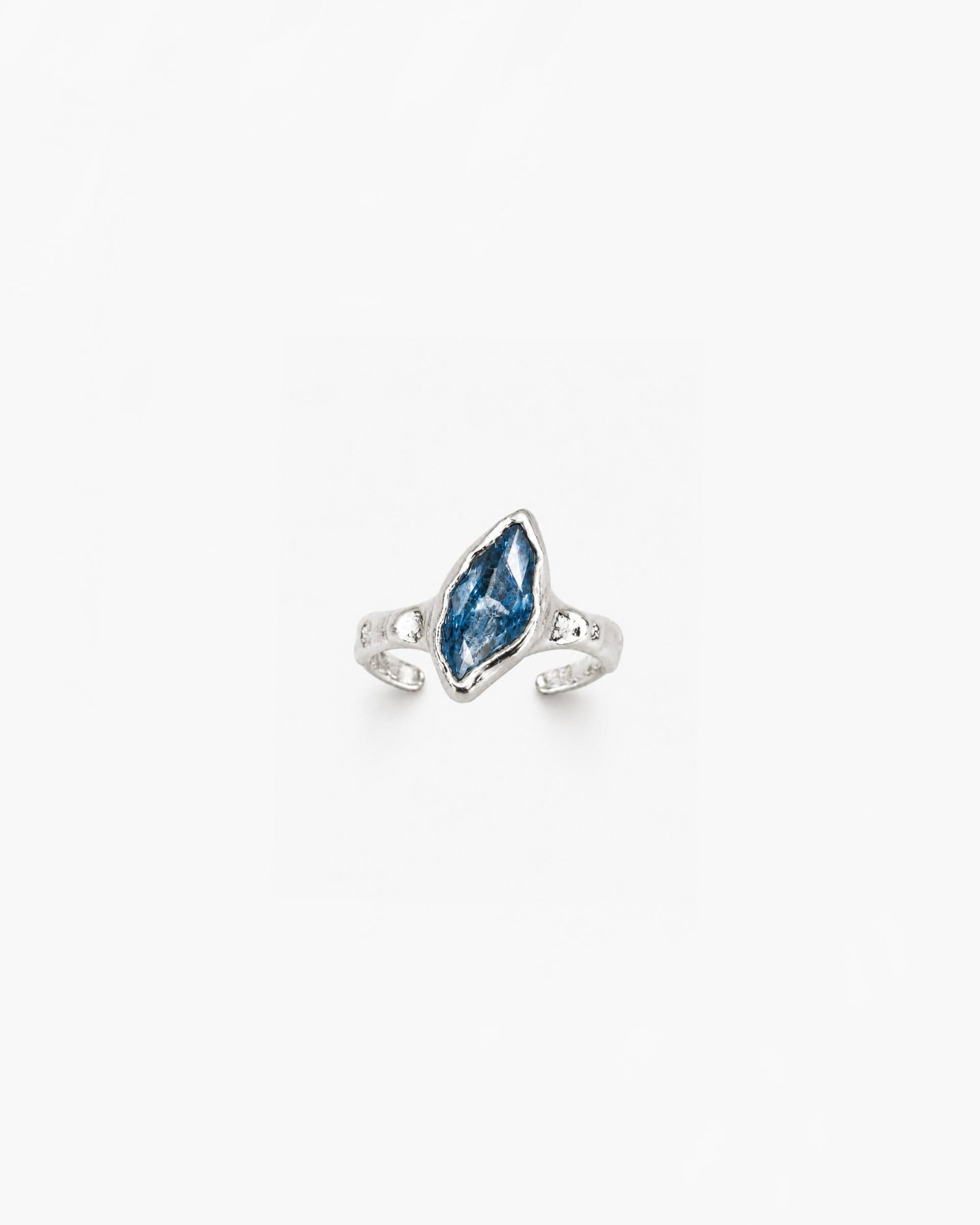 Blueber toe ring